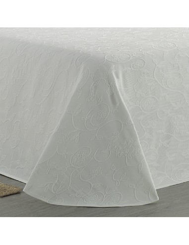 Colcha Piqué Flores Relieve Modelo...