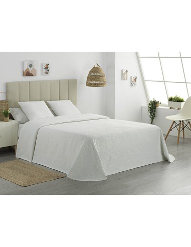 Colcha Piqué Flores Relieve Modelo...